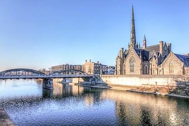cambrdige_372x248